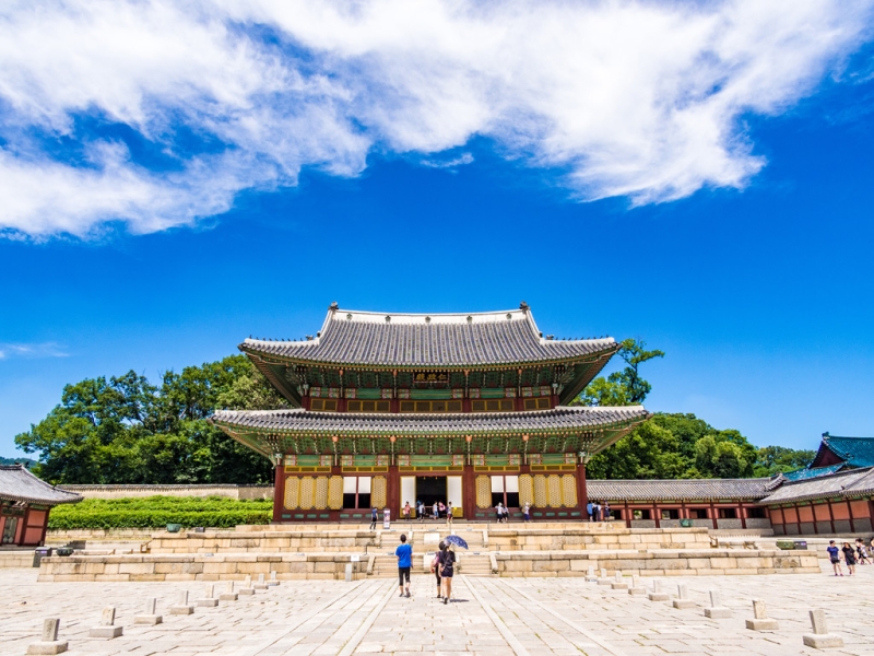 10 reasons to visit South Korea