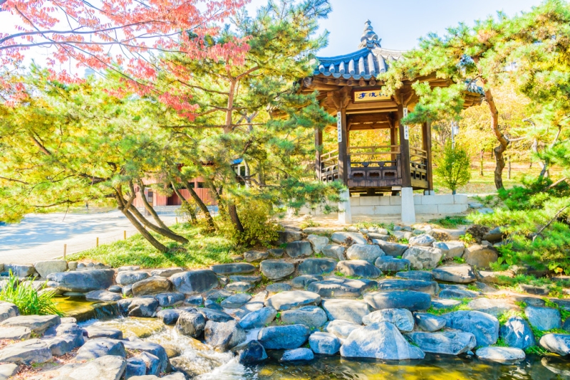 10 reasons to visit South Korea