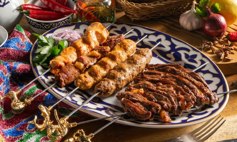 According to the advice of locals: traditional cuisine in Uzbekistan