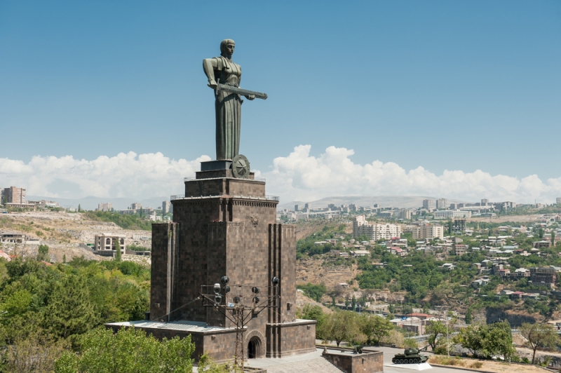 Ancient fortress and modern Cascade: what to see in Yerevan