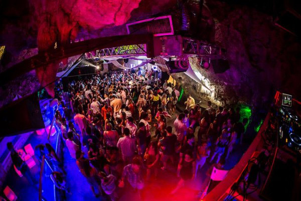 Ayala Cave: underground nightclub