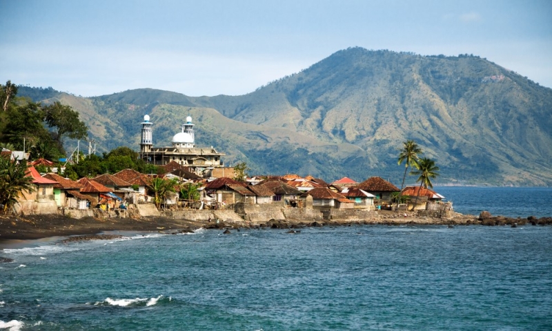 Bali is not alone: ​​other islands of Indonesia