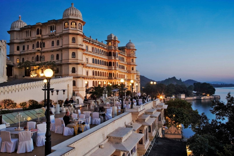 Blue, gold and pink city: the best places of Indian Rajasthan