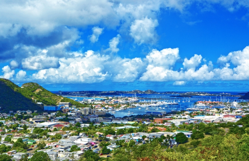 Caribbean: 9 small beautiful islands