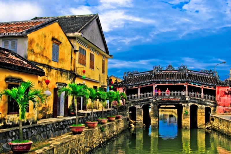 Hoi An - a city of museums and tailors