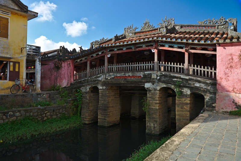 Hoi An - a city of museums and tailors