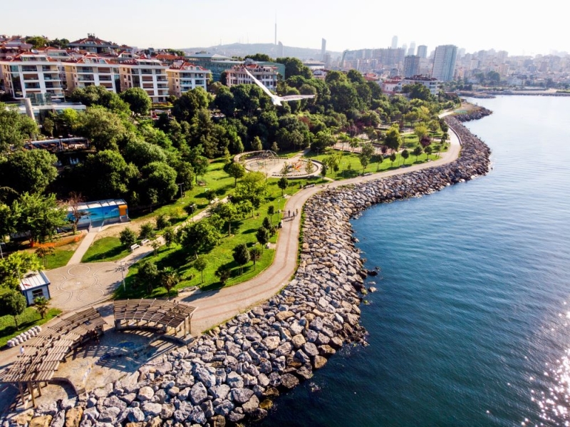 Istanbul is a city of small coffee shops and cozy bookstores