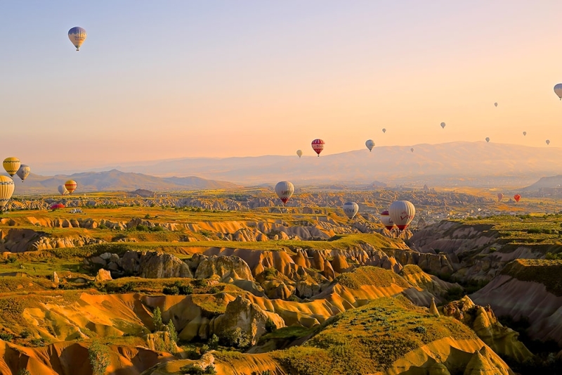 Magical Cappadocia: hot air balloons, rock cities and quaint valleys