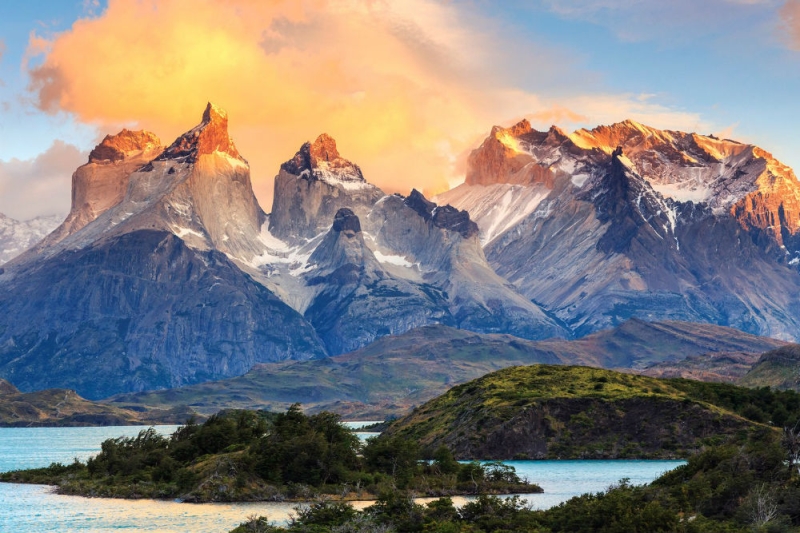 Mirror desert, hundreds of waterfalls and Incan cities: the most beautiful places in South America