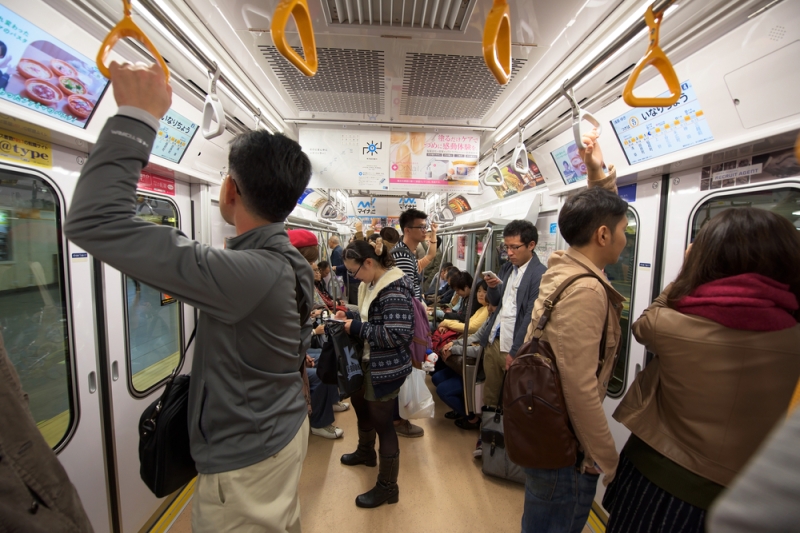 Subway in Tokyo: how not to get lost in the underground city