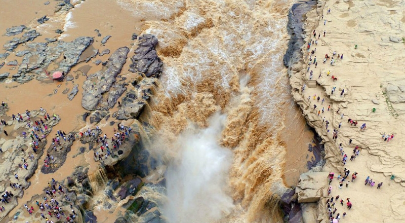 “Teapot Neck” and “Earth’s Milky Way”: the most beautiful waterfalls in China