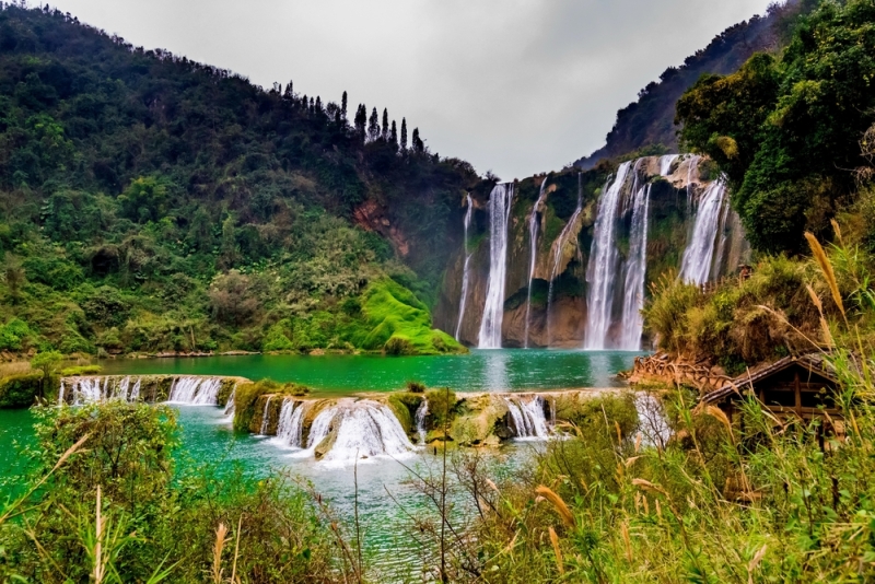 “Teapot Neck” and “Earth’s Milky Way”: the most beautiful waterfalls in China