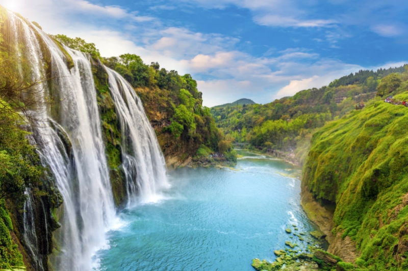 “Teapot Neck” and “Earth’s Milky Way”: the most beautiful waterfalls in China