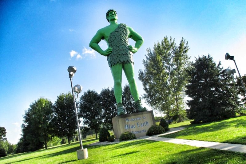 The Green Giant, the Corn Palace, and Devil&#39;s Tower: A Journey from Chicago to Rapid City