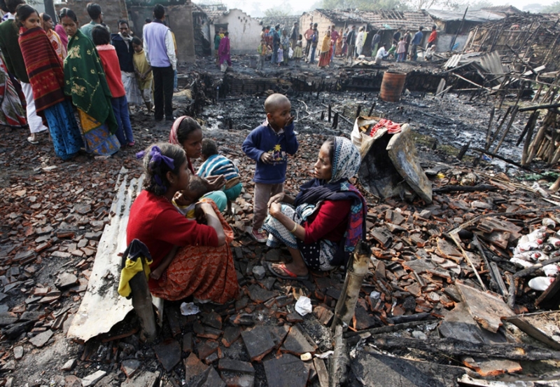 The largest slum in the world - Dharavi, Mumbai