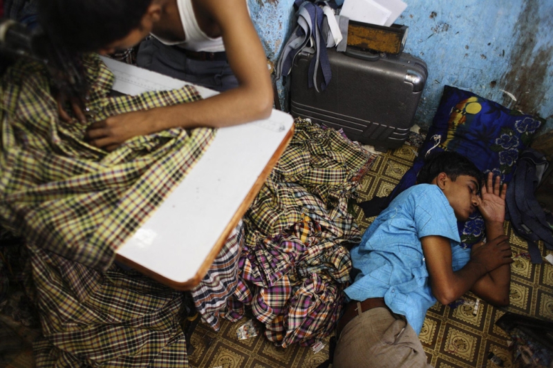 The largest slum in the world - Dharavi, Mumbai