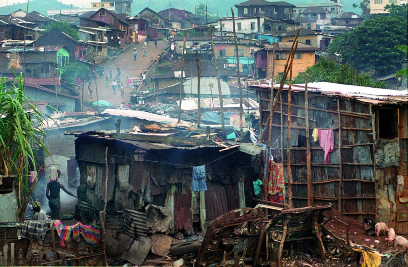 The largest slum in the world - Dharavi, Mumbai