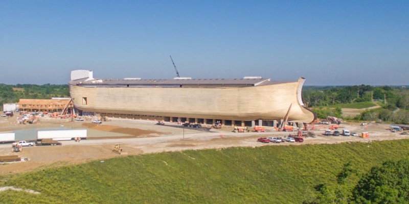 They swung at the sacred: a life-size Noah&#39;s Ark was built in the USA