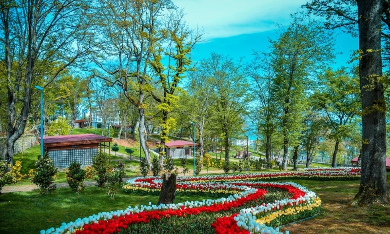 Trabzon: bazaars, mountain monasteries and parks