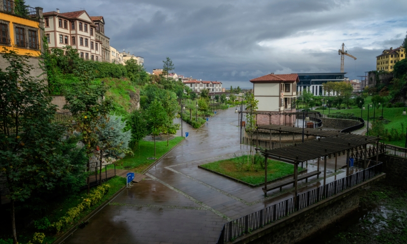 Trabzon: bazaars, mountain monasteries and parks