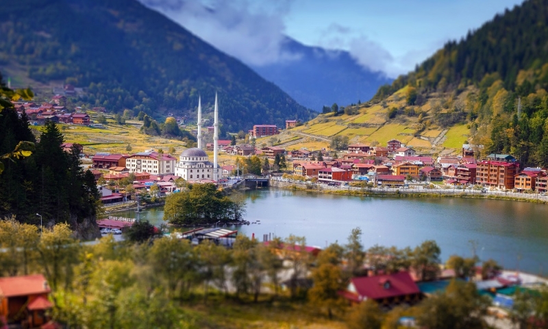 Trabzon: bazaars, mountain monasteries and parks