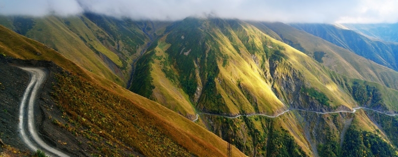 Tusheti: ancient towers, mountainous expanses and the most delicious khinkali in Georgia