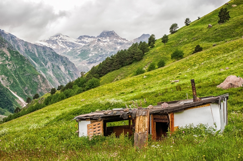 Elbrus region: center of mountain tourism and active recreation