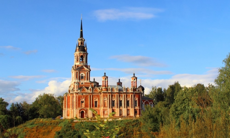 Fortresses, ruins and churches: Kremlins of the Moscow region