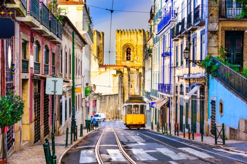 Funiculars, sweets and sad songs: 5 reasons to go to Lisbon