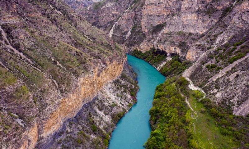 Ghost villages, mountains and fortresses: we are going to Dagestan