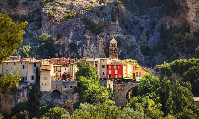 Guide to Provence