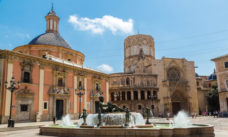 Guide to Valencia