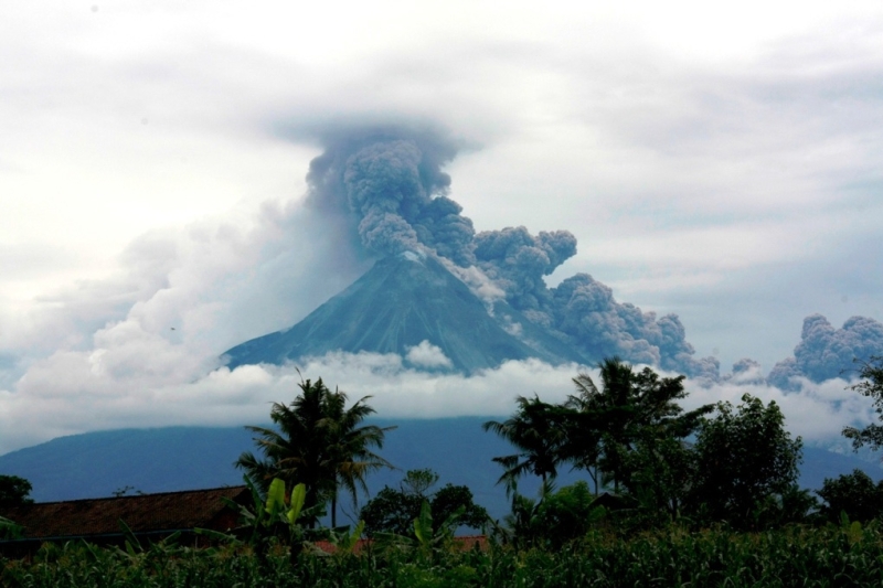 Island of 120 volcanoes, or why you should definitely visit Java