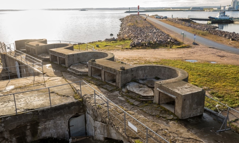 Kronstadt: what to do on the island of forts and ships