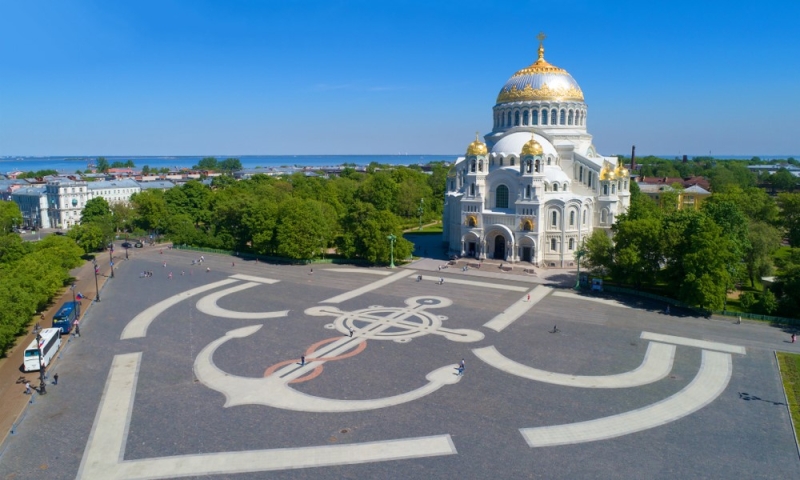 Kronstadt: what to do on the island of forts and ships