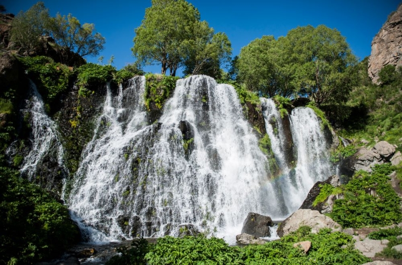 Like in Iceland: a route along the most beautiful waterfalls in Armenia