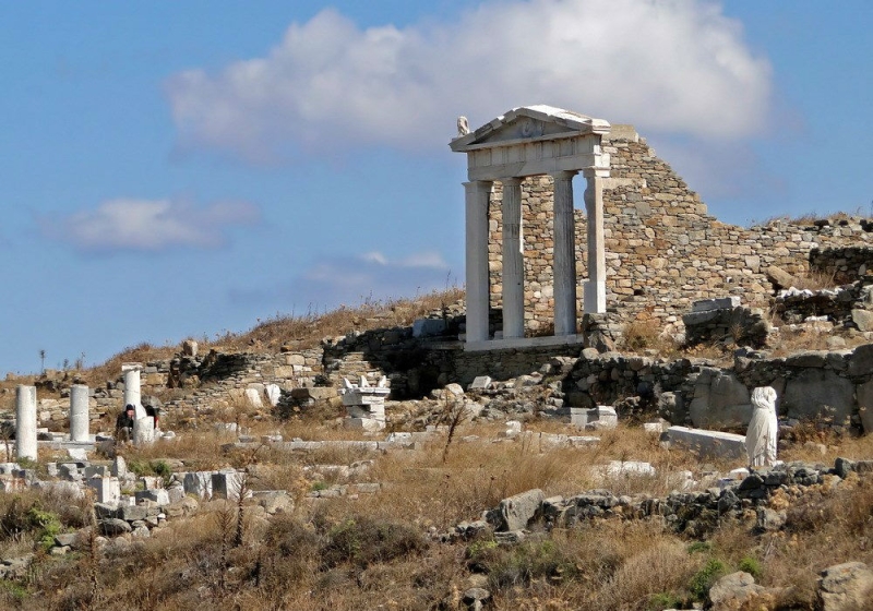 The best beaches, ancient fortresses, diving and hiking: Greek islands for every taste