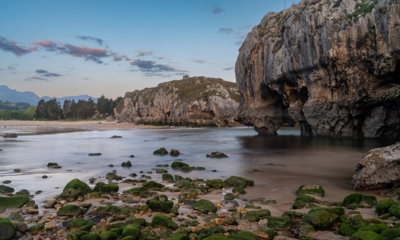 Waves, wind, sand: wild beaches of Spain