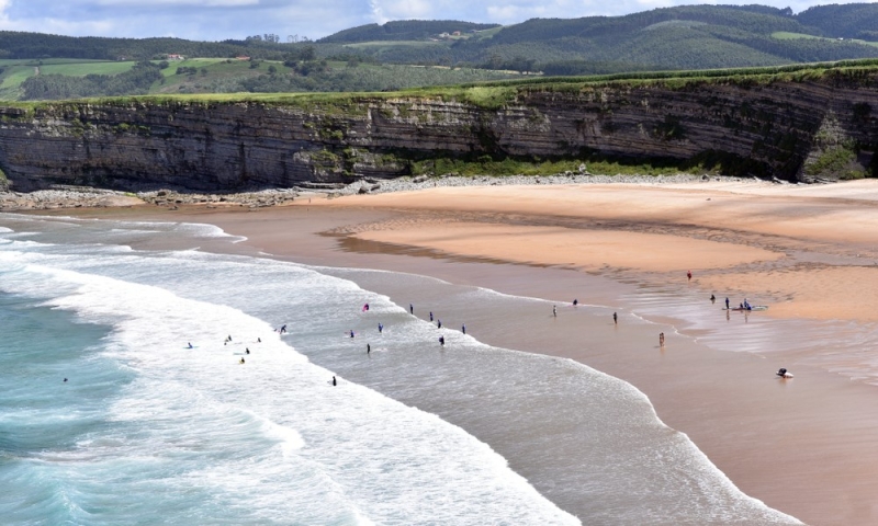 Waves, wind, sand: wild beaches of Spain