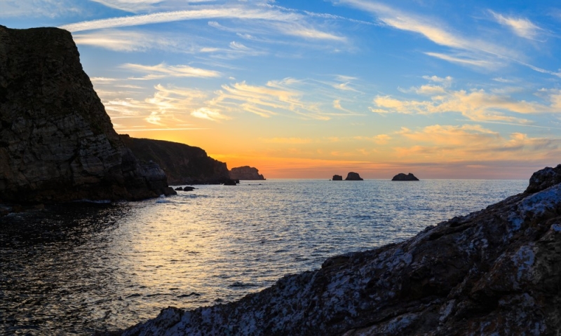 Waves, wind, sand: wild beaches of Spain