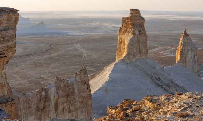 Western Kazakhstan: from sea to desert