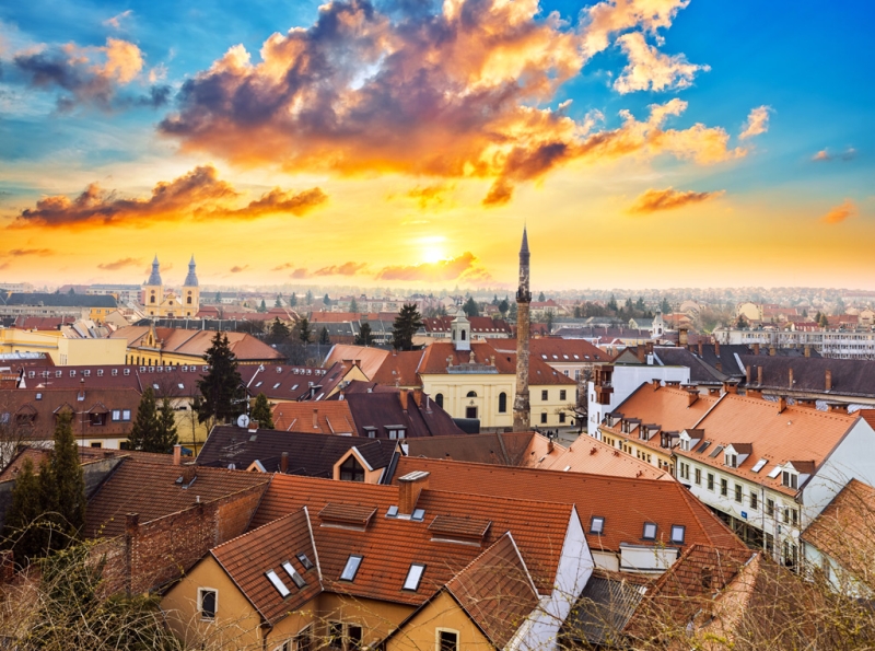 What is worth seeing in Hungary, besides Budapest