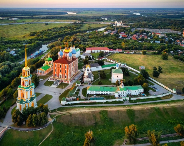 What to see in Ryazan in 2 days: the Ryazan Kremlin, the estate of Academician Pavlov and the Yesenin Museum