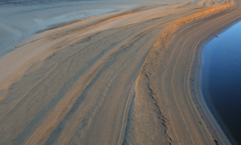 Where in Russia to sunbathe on dunes and dunes