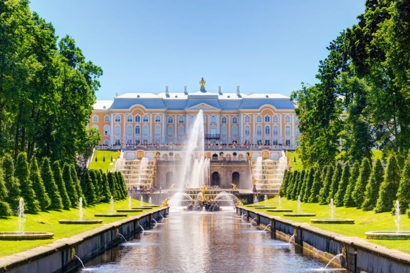 Why Peterhof has the best fountains in the world?