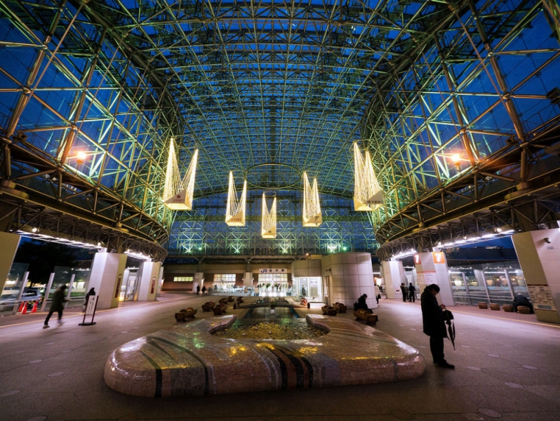 10 most beautiful train stations in the world