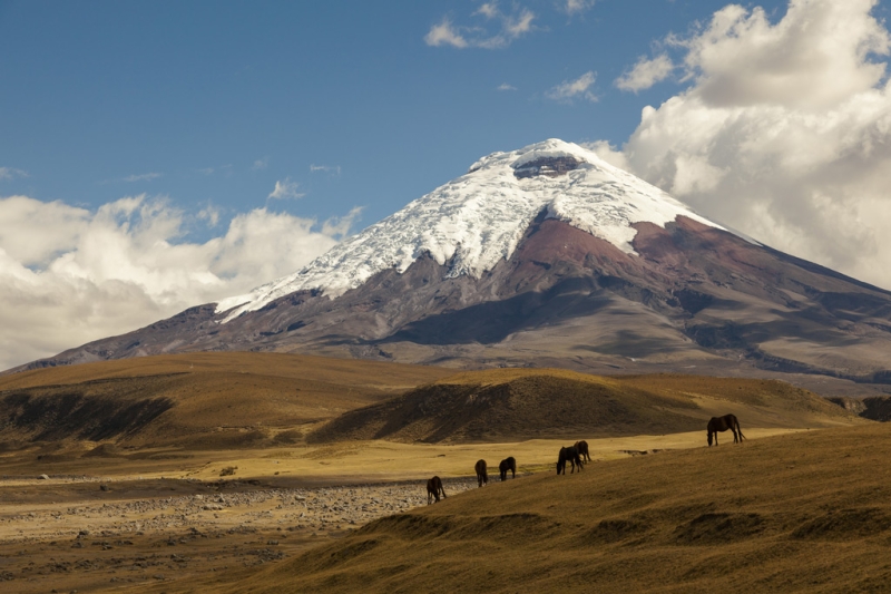 10 most beautiful views from volcanoes