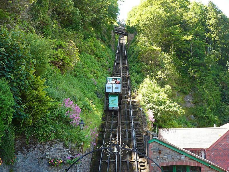 10 Scariest Train Routes in the World