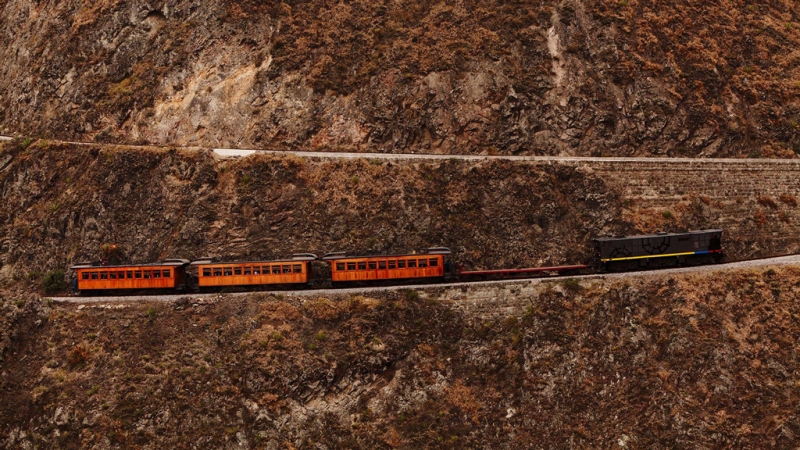 10 Scariest Train Routes in the World