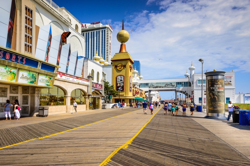 12 of the most picturesque seaside promenades in the world